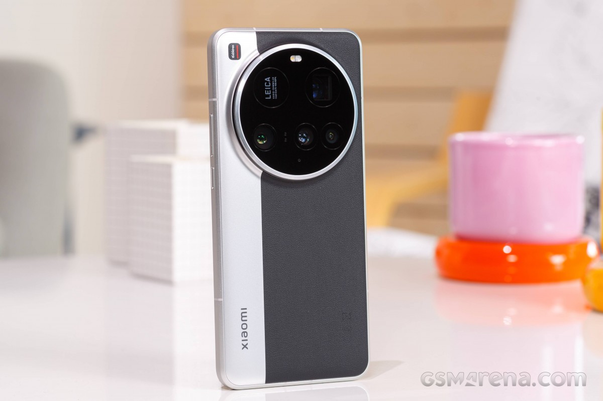 Vua nhiếp ảnh Android Xiaomi 15 Ultra tung deal giảm sâu, hất cẳng Galaxy S25 Ultra, át vía iPhone 16 Pro Max