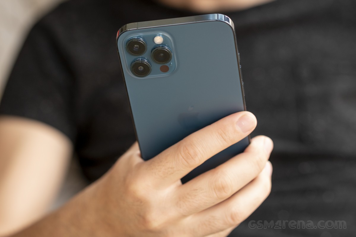 Đây là iPhone giống iPhone 16 Pro Max giá rẻ nhất, có cảm biến LiDAR xịn sò ăn đứt Galaxy S25 Ultra
