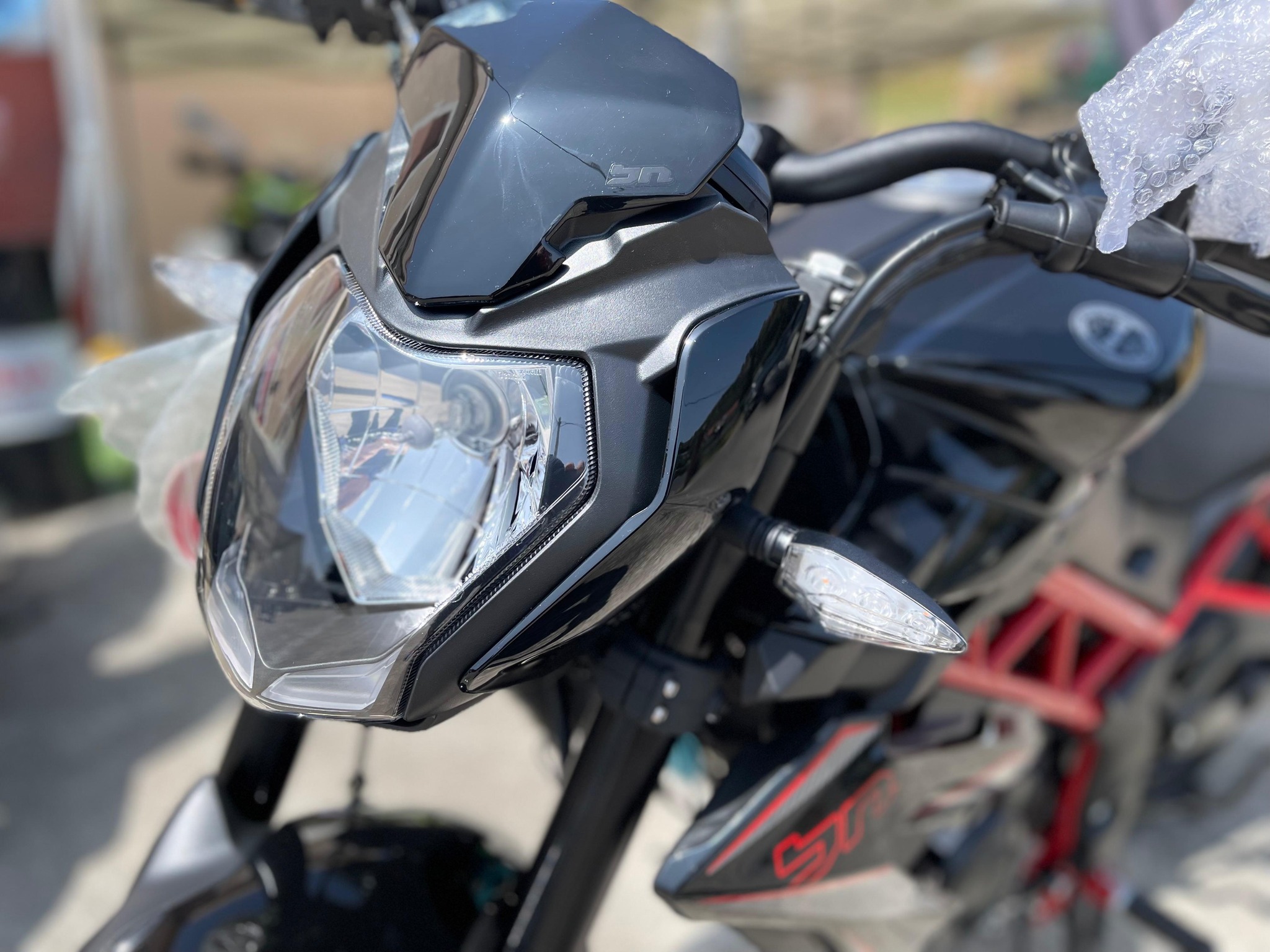 ‘Vua côn tay’ 125cc mới của Ý chính thức ra mắt giá 69 triệu đồng: Đả bại Honda Winner X và Exciter