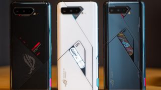 Đối thủ chuyên game mạnh hơn iPhone 13 Pro lộ diện thiết kế mang đẳng cấp 'mãnh thú'