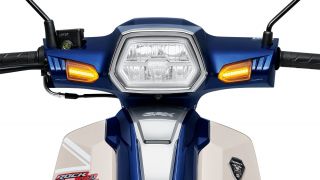 Mẫu xe số nhập Thái đẹp như Honda Dream về đại lý với giá 23 triệu đồng, khiến dân tình dậy sóng