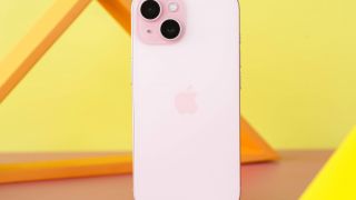 iPhone 15 fullbox giảm kỷ lục cuối tháng 4, bản màu hồng cực đẹp, tính năng xịn át vía Galaxy S25