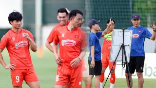 ĐT Việt Nam lộ 'từ huyệt' trước trận gặp Malaysia, HLV Kim Sang-sik có phương án ứng biến