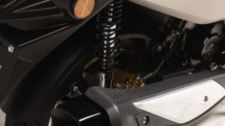 Tin xe trưa 9/6: Ra mắt ‘vua xe ga’ mới trang bị ‘chất’ hơn Honda SH và Air Blade, giá chỉ 65 triệu đồng 